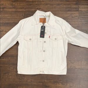 Levi’s ex-boyfriend trucker jacket